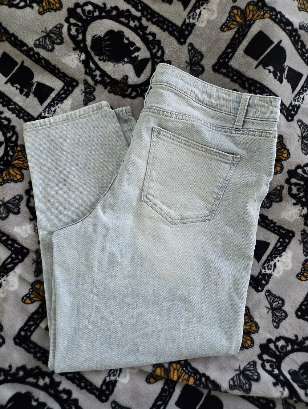 Light Wash Skinny Jeans - Pale Blue Denim Plus Size 16 NWT